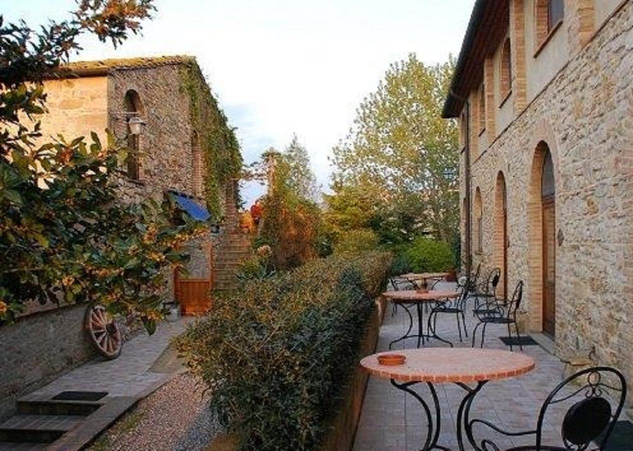 Agriturismo Fattoria Lischeto Volterra Exteriör bild